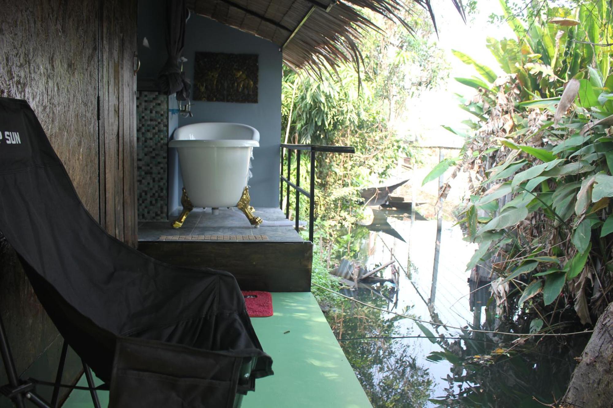 Do Dee Cafe Bangkok Hostel Exteriör bild