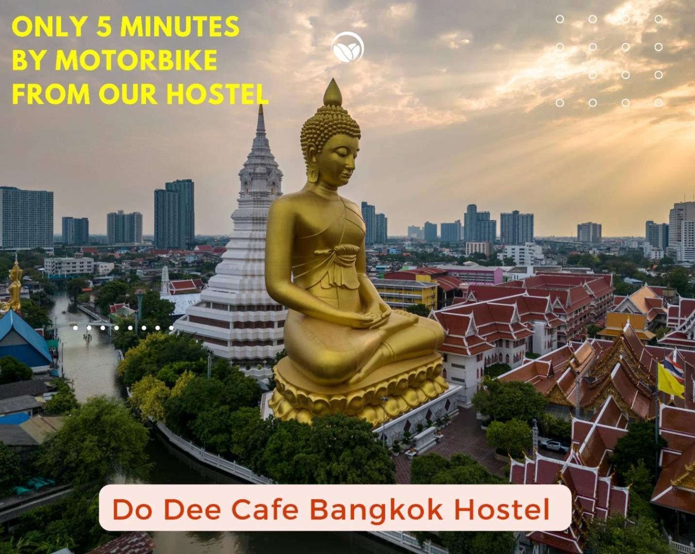 Do Dee Cafe Bangkok Hostel Exteriör bild
